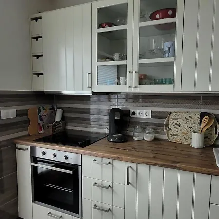 Haz Kilatassal Zalaszanto