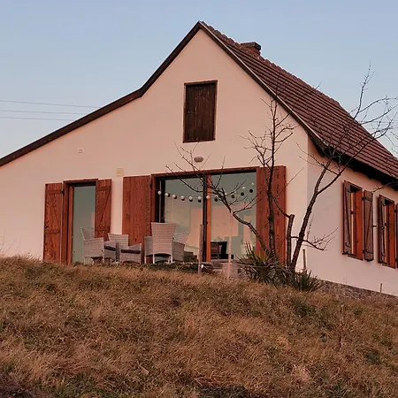 Haz Kilatassal Holiday home