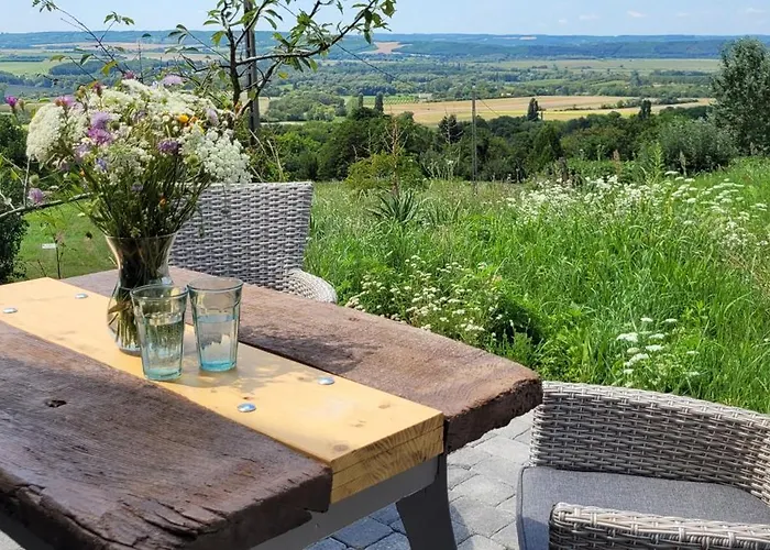 Haz Kilatassal Vakantiehuis Zalaszanto